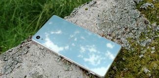 Vattentäta telefoner är på väg tillbaka