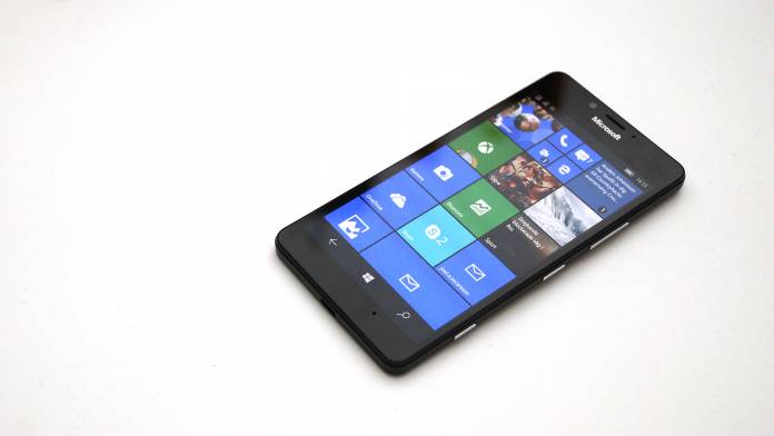 Microsoft Lumia 950 Recension vit