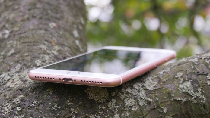 apple-iphone-7-plus-recension-undersida-2