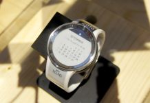 FES Watch U har unik e-papper-skärm som armband