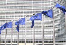 Svenska teleoperatörer misstänks för kartellverksamhet Europeiska kommissionen misstänker kartellverksamhet