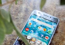 Sveriges bästa billiga vattentäta mobiler just nu Motorola Moto X4 är vattentät