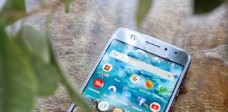 Sveriges bästa billiga vattentäta mobiler just nu Motorola Moto X4 är vattentät