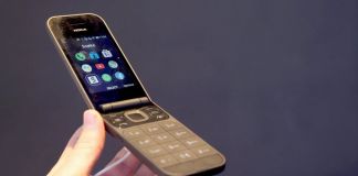 Nokia 2720 Flip är vikmobil med Google Assistant